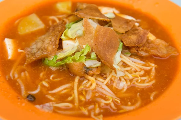 Aziatische noodle, me Jawa schotel — Stockfoto