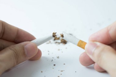 Sigara kırarak İçilmeyen kavramı çıkın