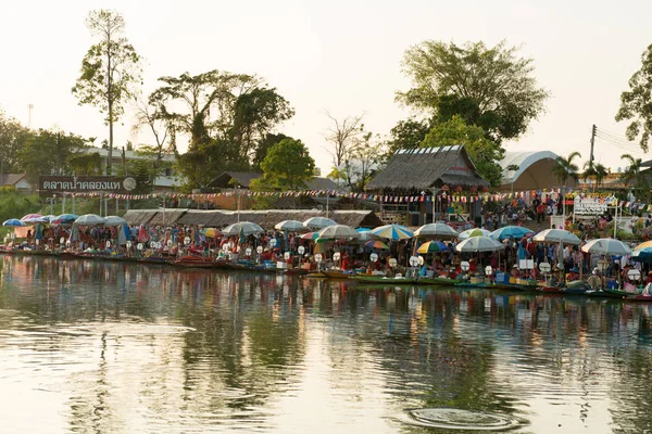 Piața plutitoare Klong Hae din Hatyai Songlhal Thailanda — Fotografie, imagine de stoc