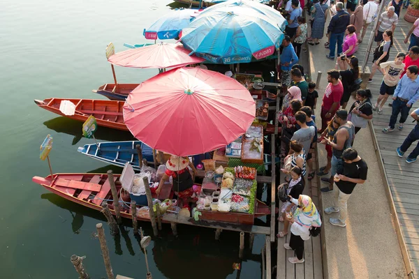 Klong Hae plovoucí trh v Hatyai Songlhal Thajsko — Stock fotografie