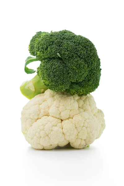 Broccoli and cauliflower isolated on white background — Stock Photo, Image
