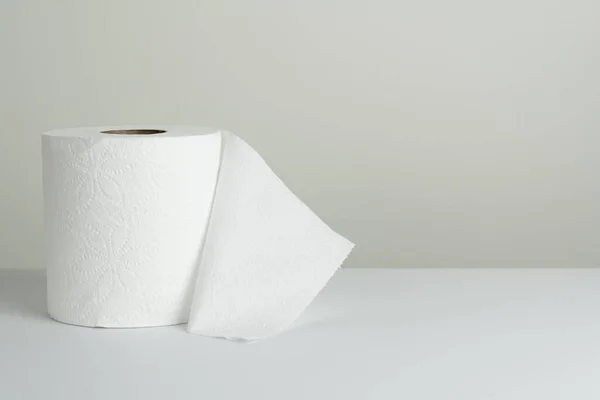 Rollo de papel higiénico — Foto de Stock