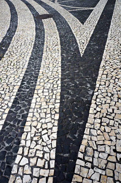 Mozaik fayans döşeme Funchal, Madeira, Portekiz. — Stok fotoğraf