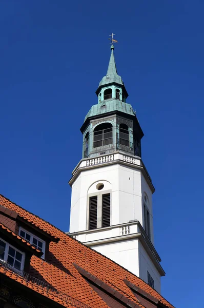 St. Marien Şehir Kilisesi Kulesi. Celle, Almanya. — Stok fotoğraf
