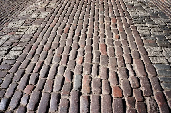 Antiguo pavimento de piedra tradicional . — Foto de Stock