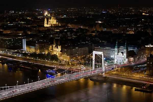 Budapest med stadsutsikt — Stockfoto