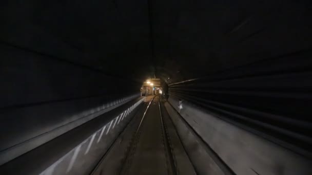 Metro yolculuğu görünümü — Stok video