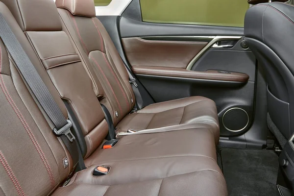 Interior del coche asientos traseros — Foto de Stock