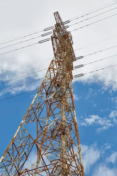 Wieża linie elektryczne — Zdjęcie stockowe