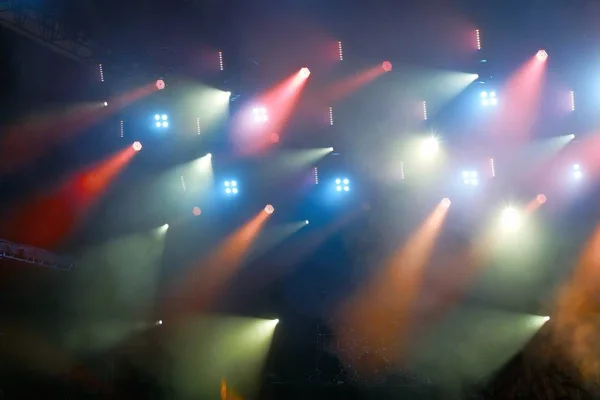 Renkli konser aydınlatma — Stok fotoğraf