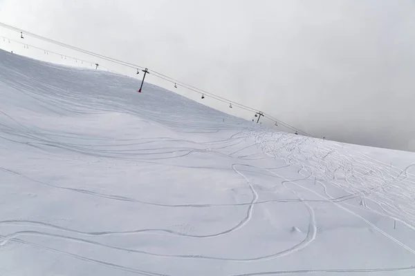 Skihellingen in de Alpen — Stockfoto