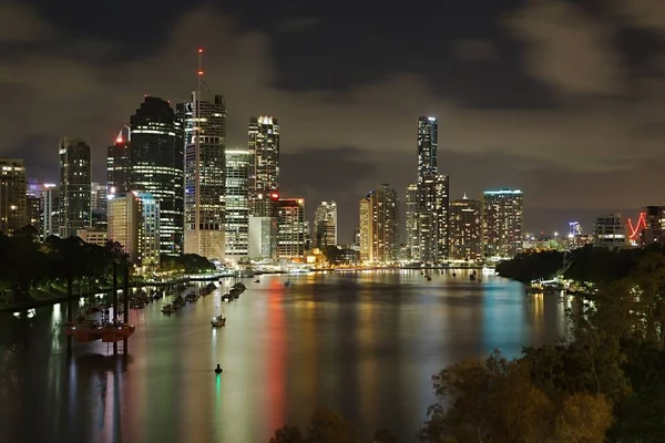 Brisbane gece görünümü — Stok fotoğraf