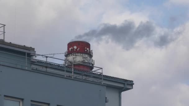 Planta de energía para fumadores — Vídeo de stock