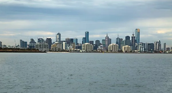 Melbourne vista a la ciudad — Foto de Stock