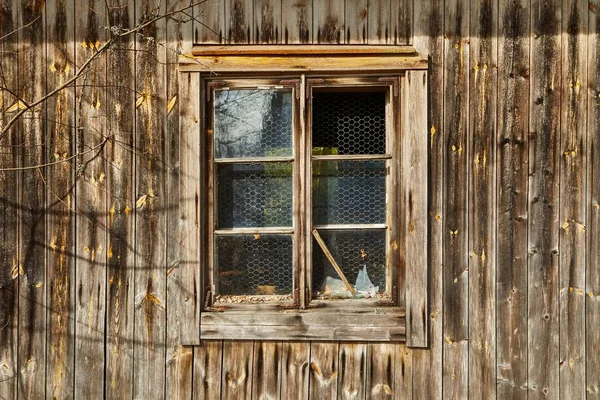 Janela de madeira rural — Fotografia de Stock