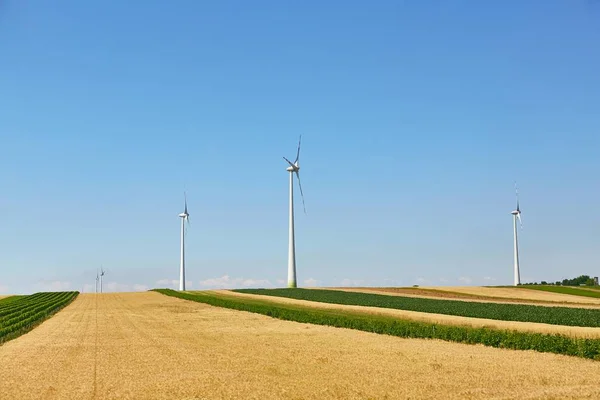 Wind tubines spinning — Stock Photo, Image