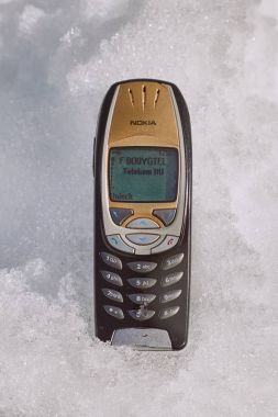 Old Nokia mobile phone clipart