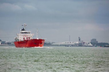 Endüstriyel gemi başlık dışarı