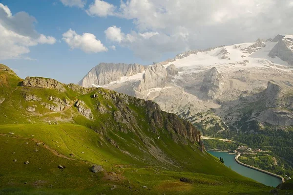 Dolomiter Sommarlandskap — Stockfoto