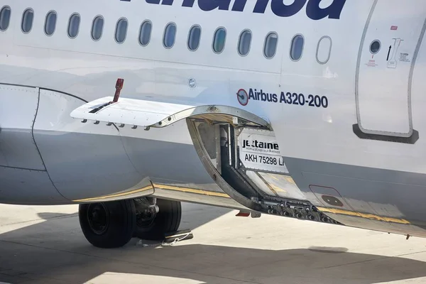 航空機地上荷役 — ストック写真