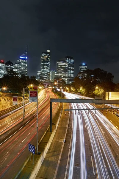 Městské dálnice v noci — Stock fotografie