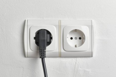 Elektrik Soketi Kapanışı