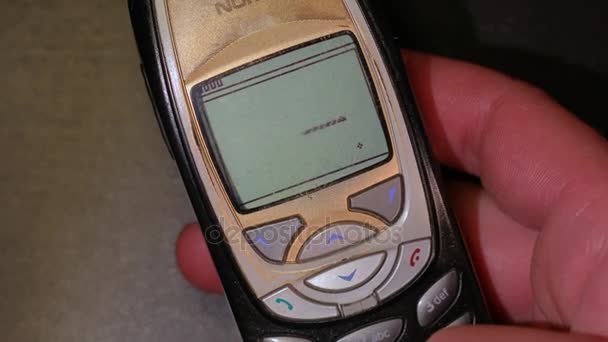 Старий телефон гра — стокове відео
