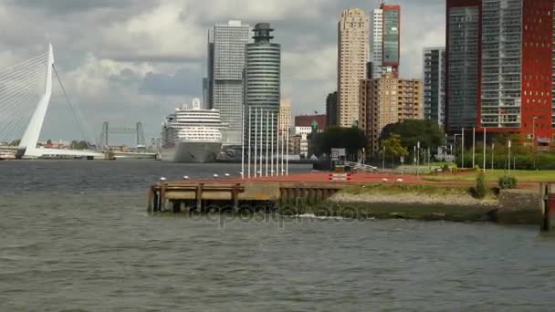 Rotterdam desde el agua — Vídeo de stock