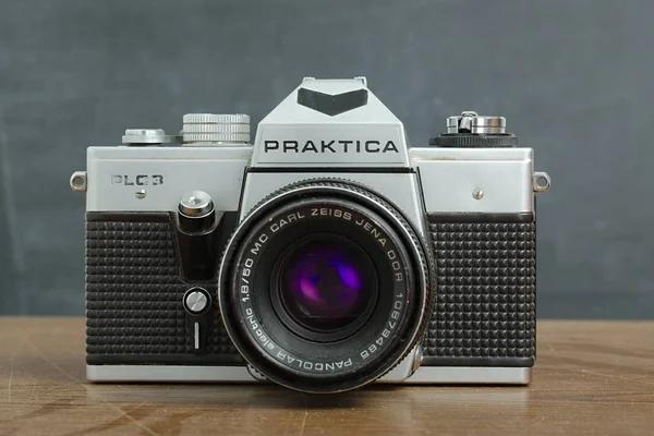 Vintage Praktica kameran — Stockfoto