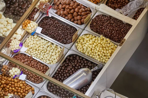 Bonbons, bonbons dans un magasin — Photo