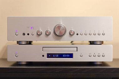 Ev hifi sistemi