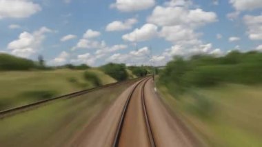 Tren hızlı hareket
