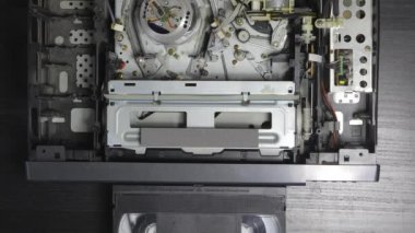 VHS Video kaset çalar içinde