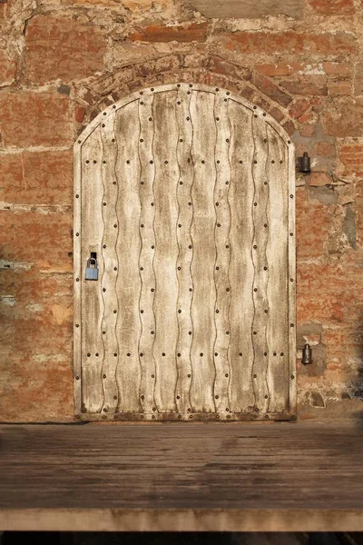 Gate on a castle — Stock Photo, Image