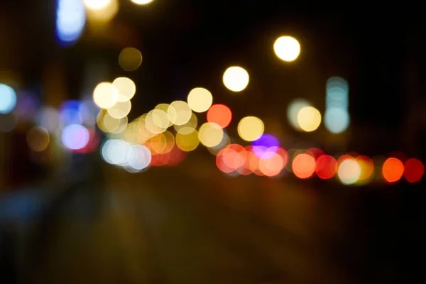 Luces desenfocadas de tráfico —  Fotos de Stock