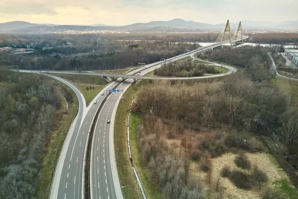 Autostrada a basso traffico — Foto Stock