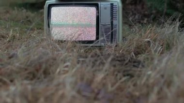 Televizyonda sinyal yok.