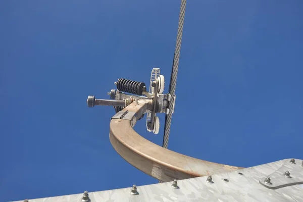 Ski lift suspension detalj — Stockfoto