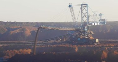 Kömür Madeni Kazısı, linyit yüzey minig
