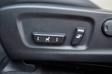 Araba koltuğu ayarlama düğmeleri