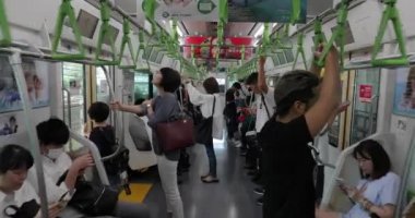 Tokyo 'daki Yerel Tren