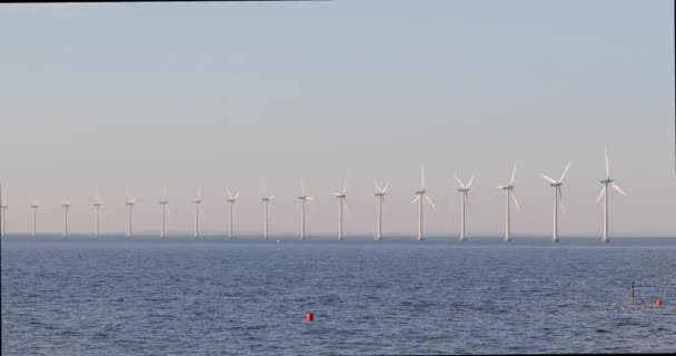 Tubines à vent en mer — Video