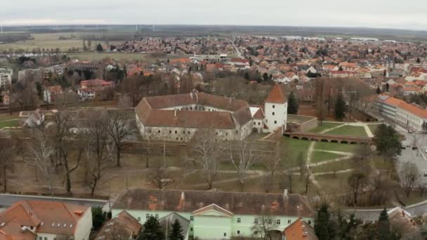 Замок Сарвар, Угорщина, вигляд з повітря. — стокове відео