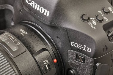 Canon EOS 1Dx işaret II