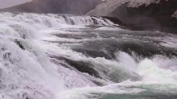 Cascada en Islandia — Vídeo de stock