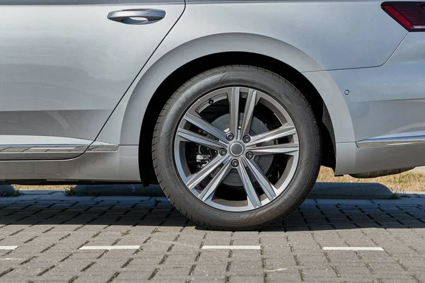 Wheel of a car — Stock Photo, Image