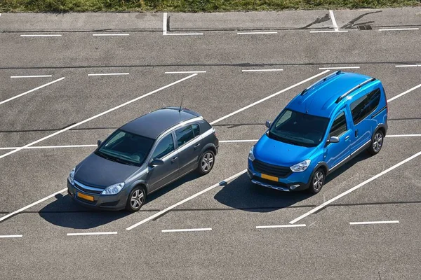 Otomobil Otoparkı Dışarları