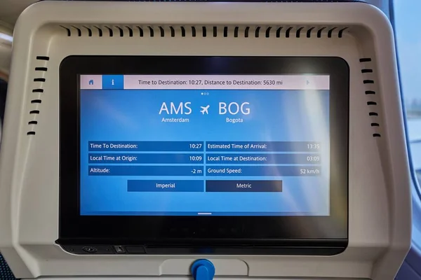 Plane infotainment LCD οθόνη με πληροφορίες πτήσης — Φωτογραφία Αρχείου