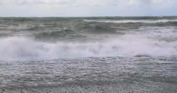 Meereswellen brechen — Stockvideo