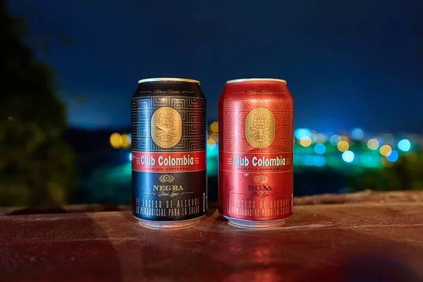Latas de cerveza, Club Colombia Roja y Negra —  Fotos de Stock
